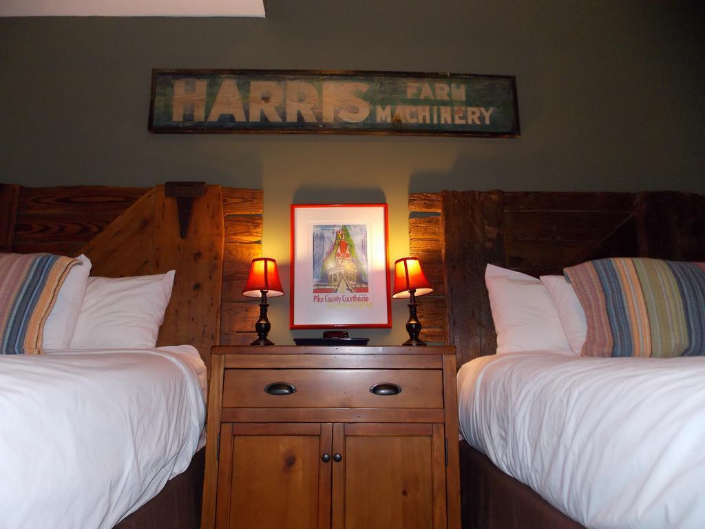 William Watson Hotel (Adults Only) Pittsfield Bagian luar foto
