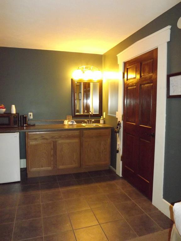 William Watson Hotel (Adults Only) Pittsfield Bagian luar foto