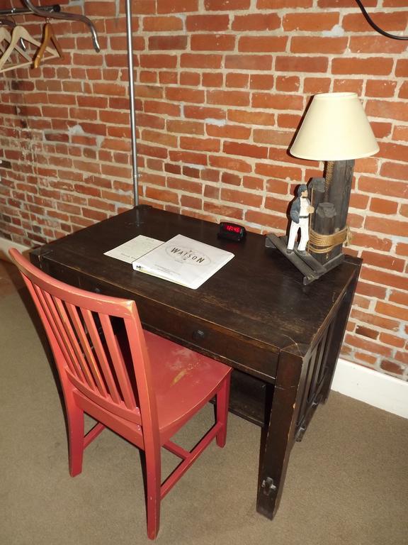 William Watson Hotel (Adults Only) Pittsfield Bagian luar foto
