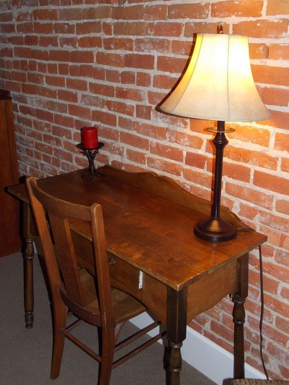 William Watson Hotel (Adults Only) Pittsfield Bagian luar foto