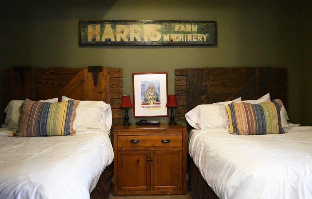 William Watson Hotel (Adults Only) Pittsfield Bagian luar foto