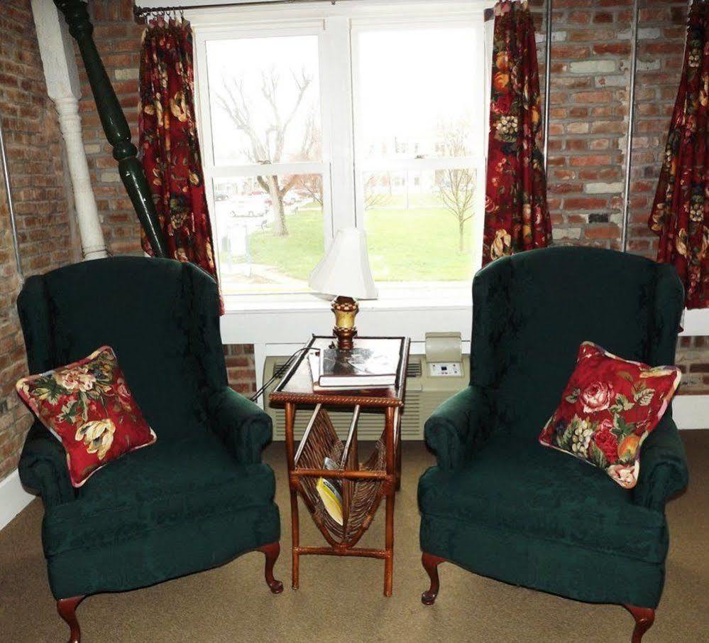 William Watson Hotel (Adults Only) Pittsfield Bagian luar foto
